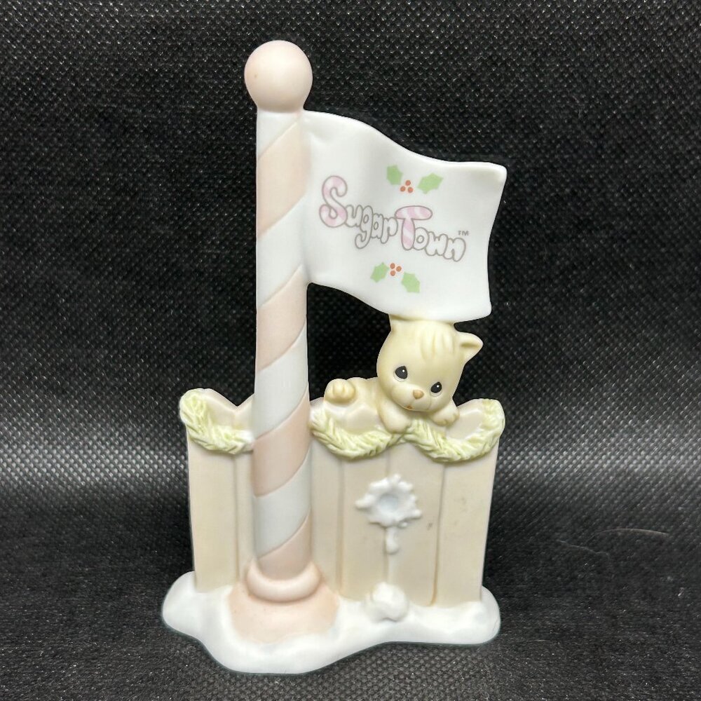 Precious Moments  Sugar Town "Flag pole" figurine